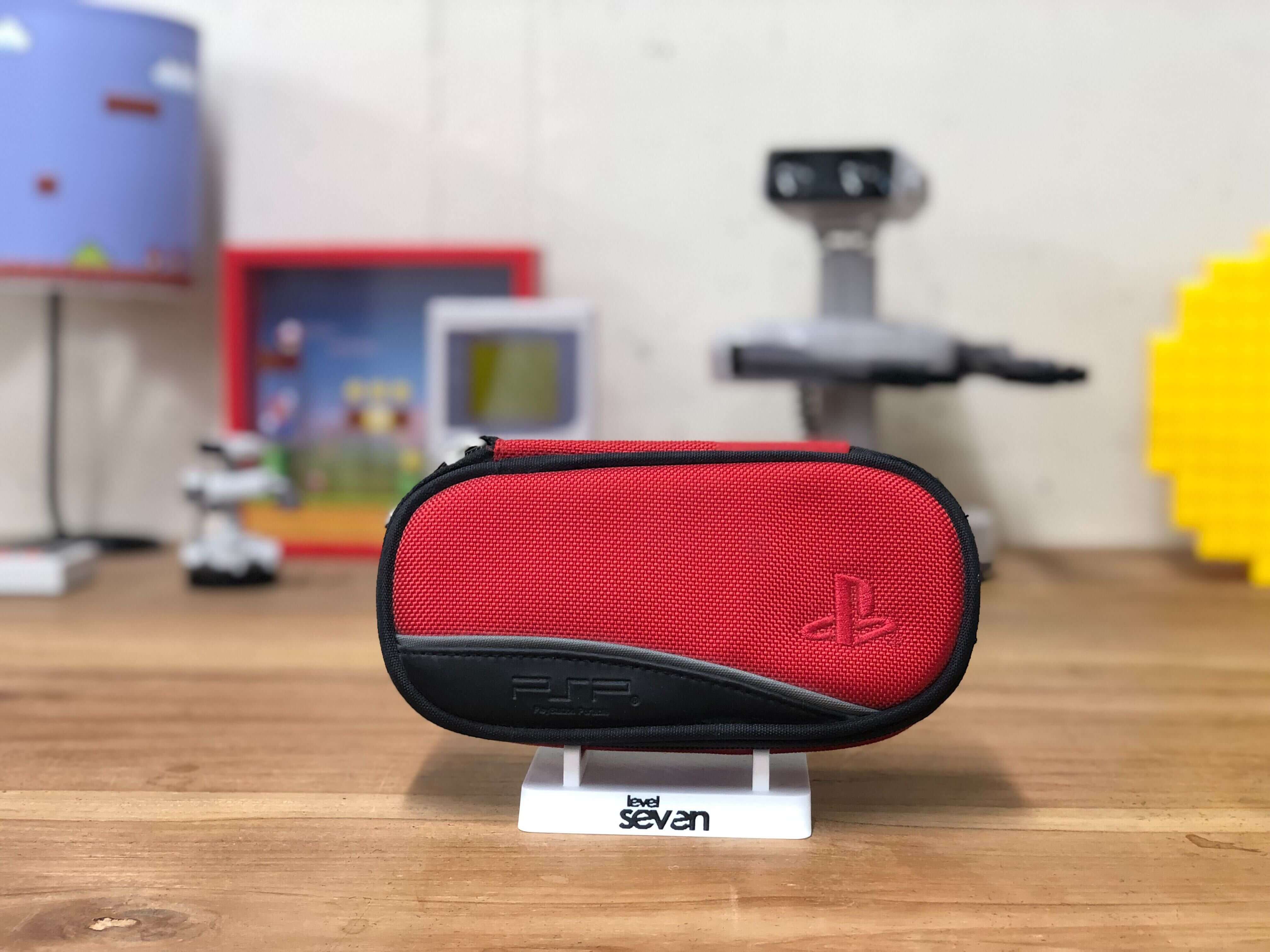 Playstation Portable Carrying Case - Red