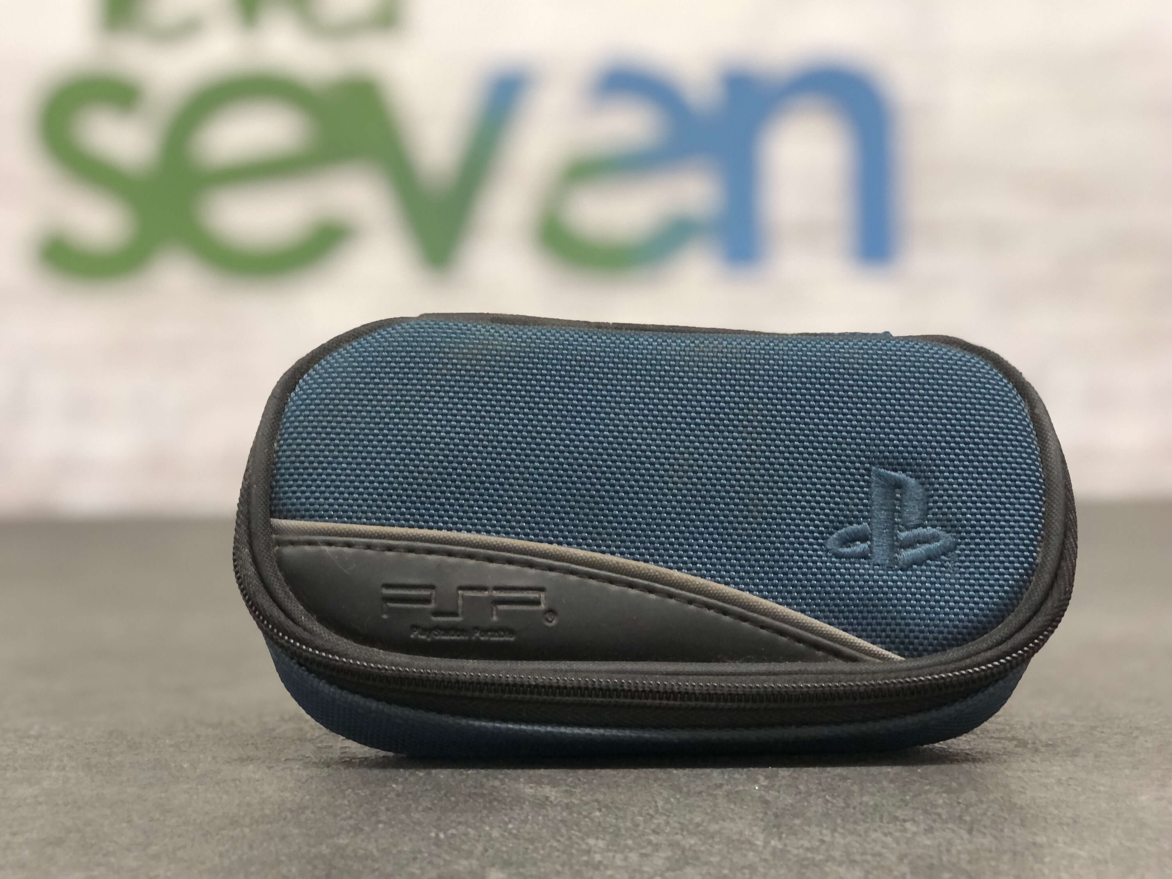 Playstation Portable Carrying Case-Blue
